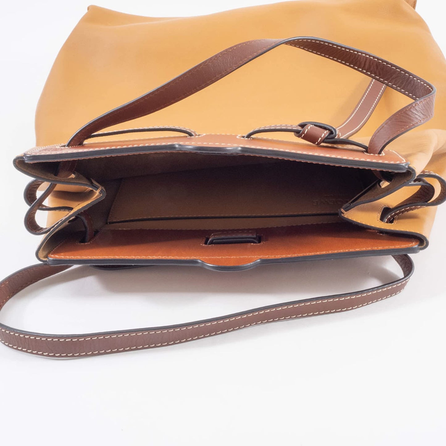 StrapStory - Tote Bag 3728