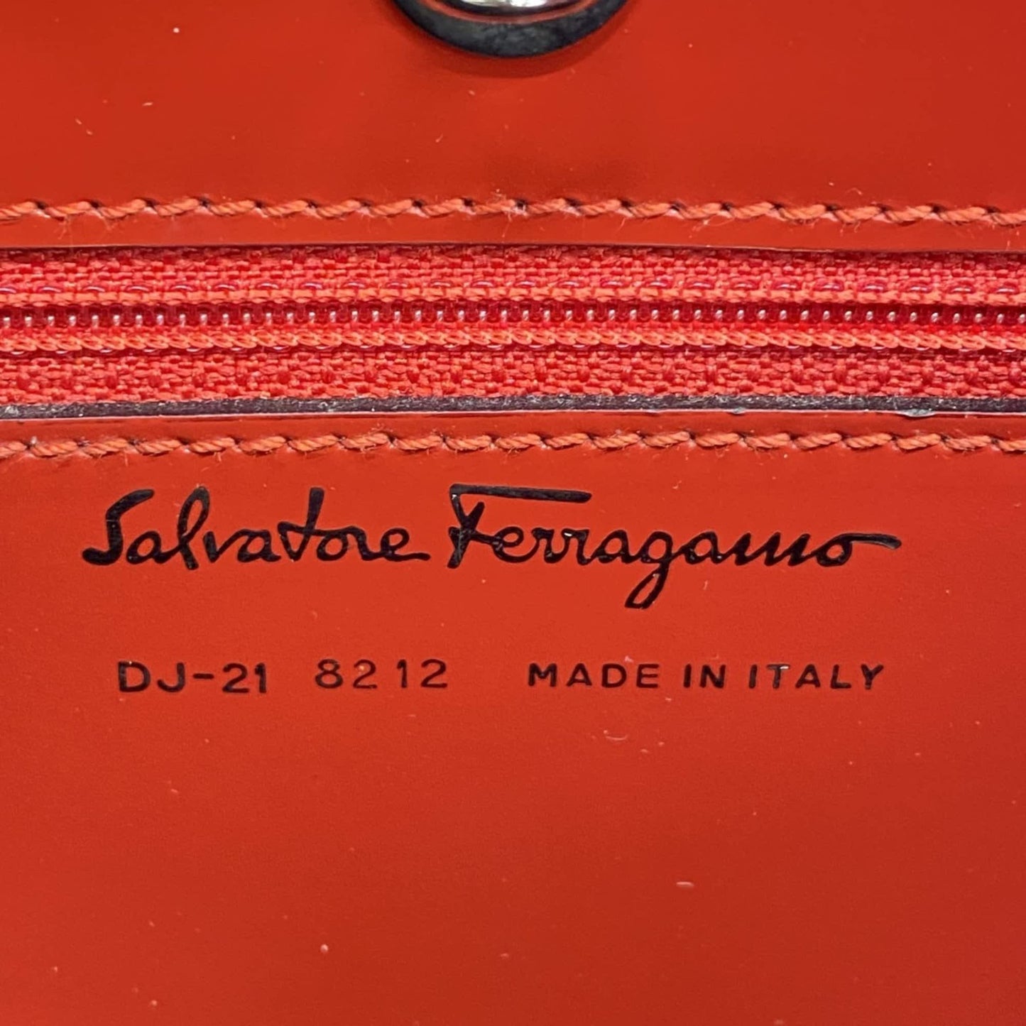 StrapStory - Tote Bag 4074