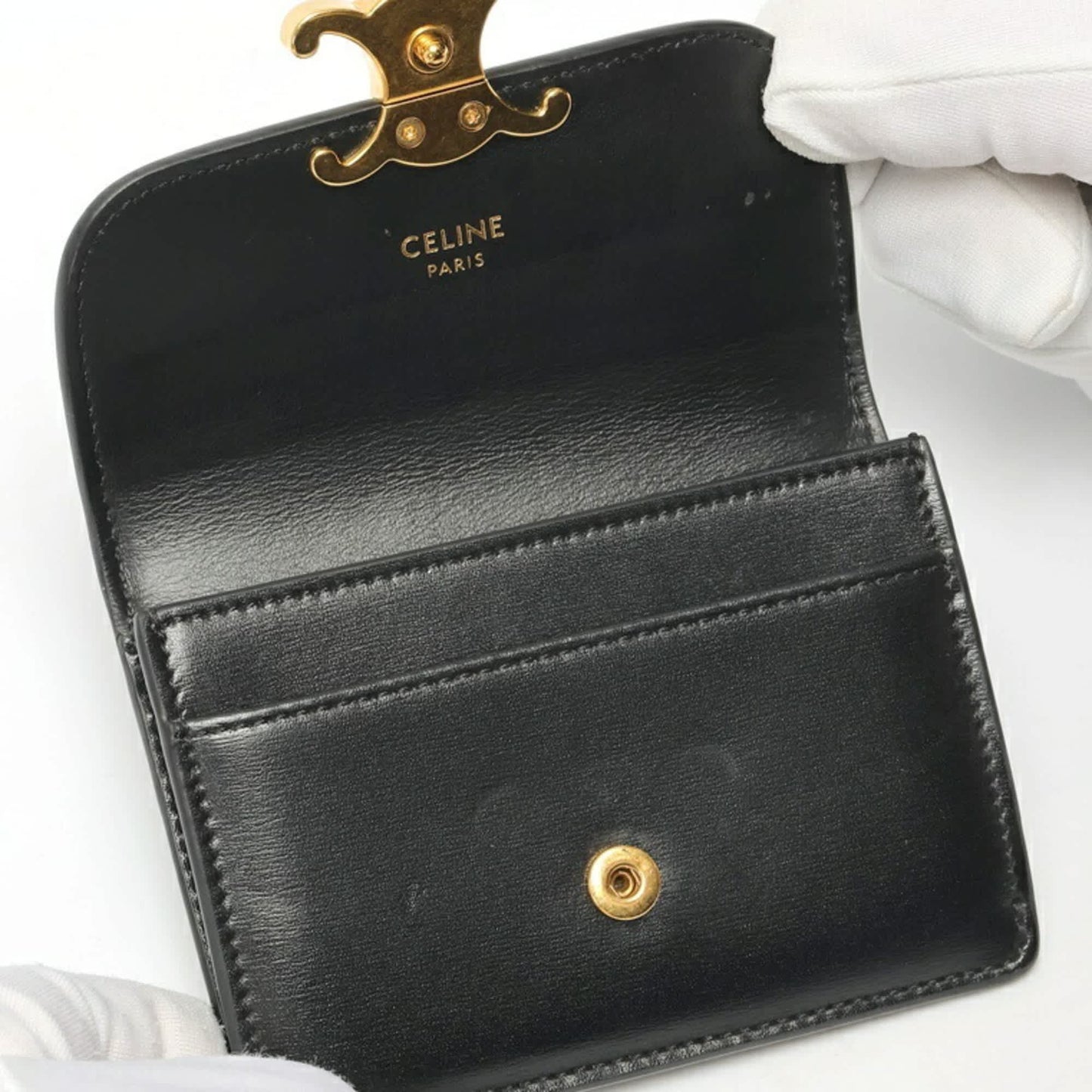 StrapStory - Wristlet 900