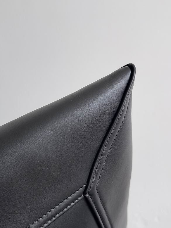 BTVA-Bags - Strap Story - 280
