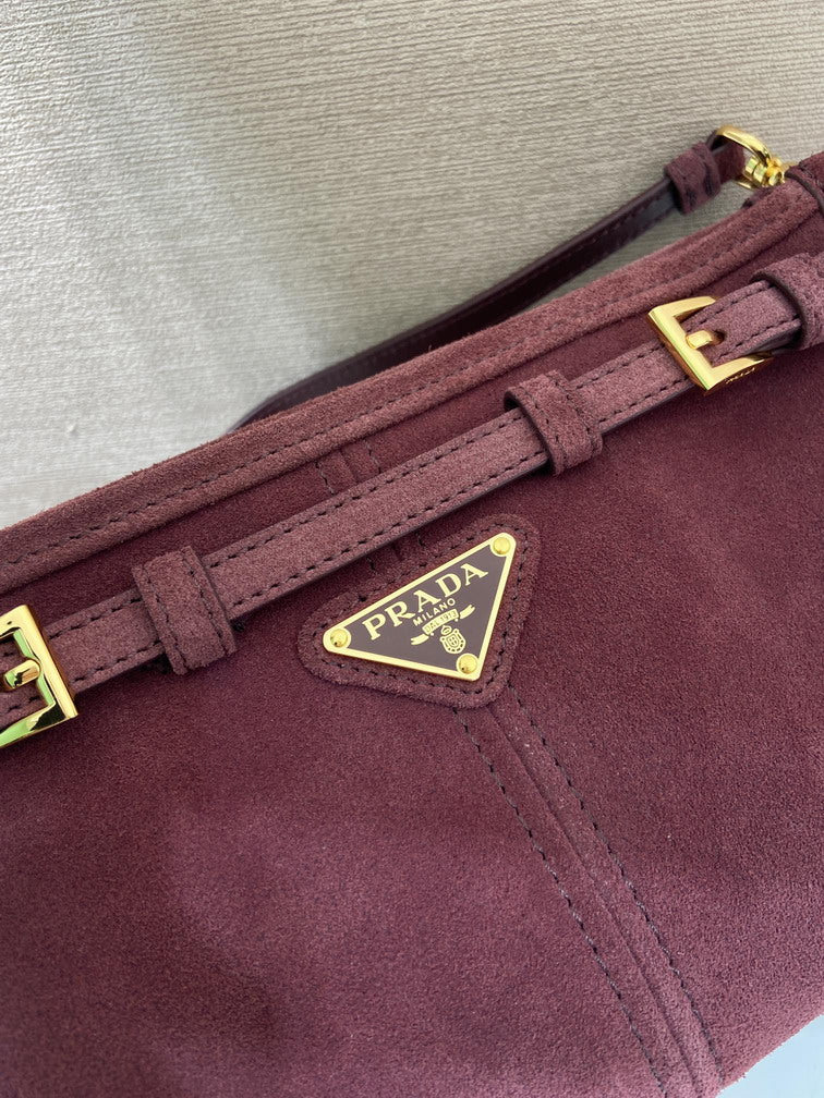 PRD-Bags - Strap Story - 1977