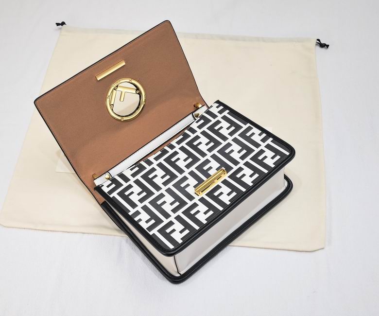 FDNI-Bags - Strap Story - 377