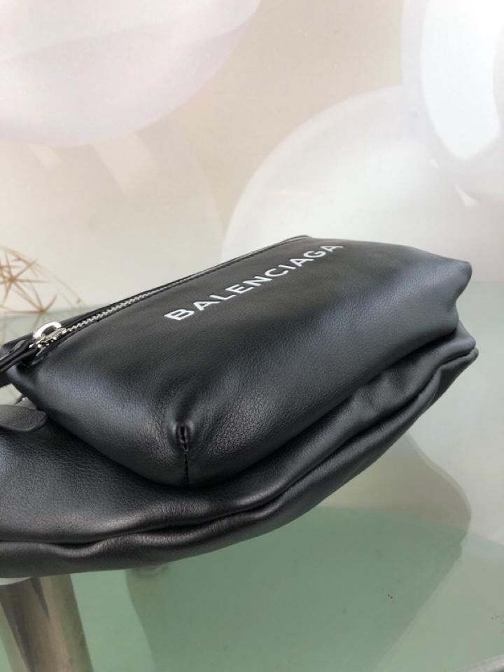 BLGA-Bags - Strap Story - 060