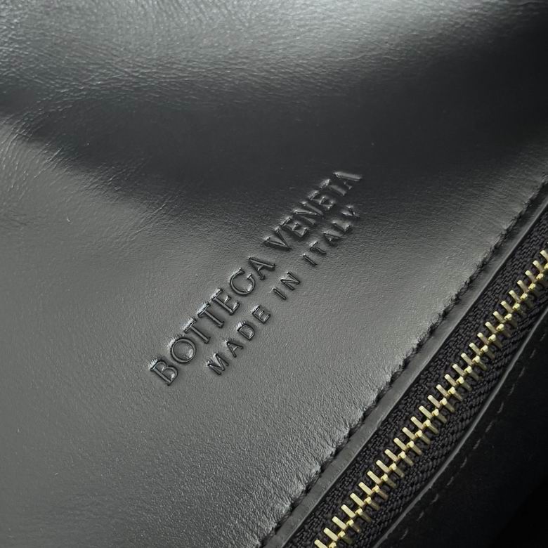 BTVA-Bags - Strap Story - 260