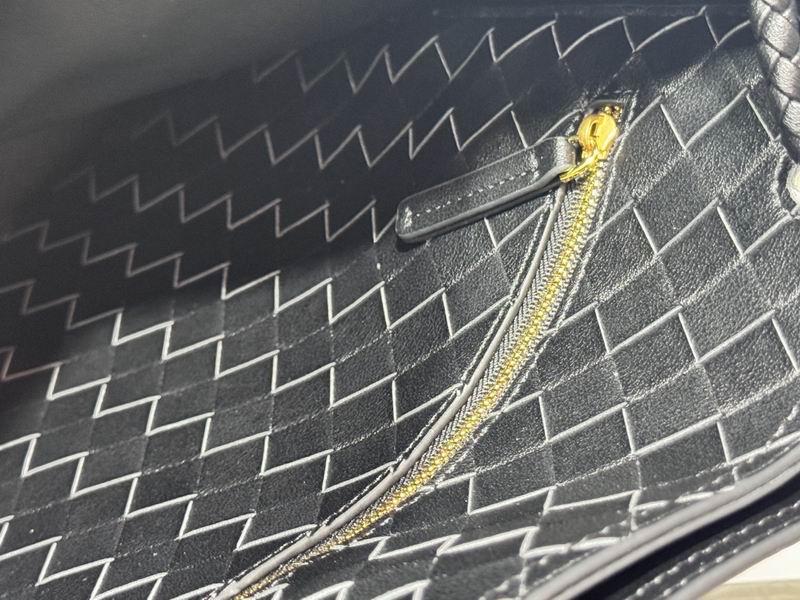 BTVA-Bags - Strap Story - 301