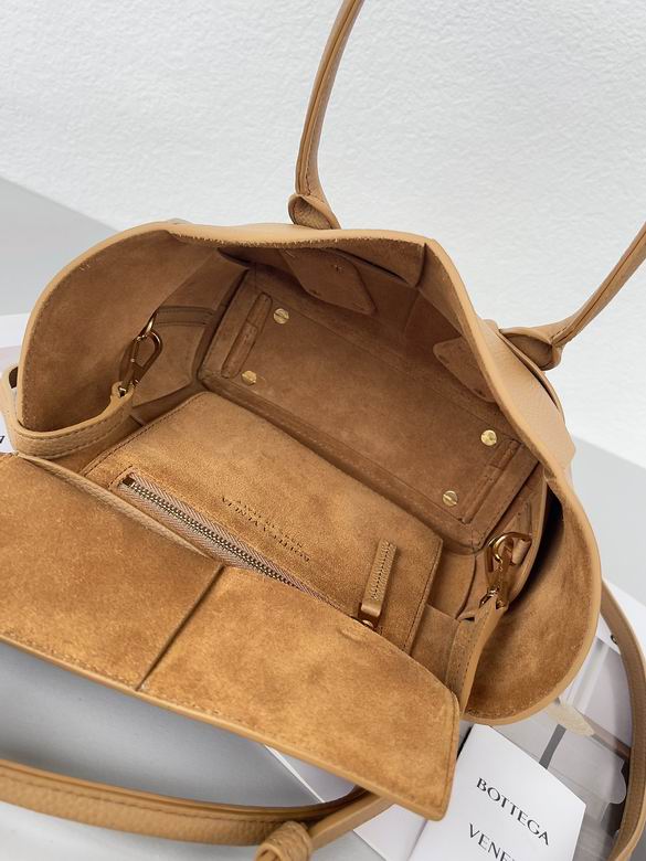 BTVA-Bags - Strap Story - 108