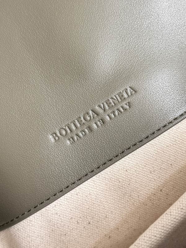 BTVA-Bags - Strap Story - 556