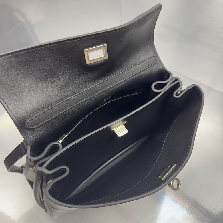 BLGA-Bags - Strap Story - 001