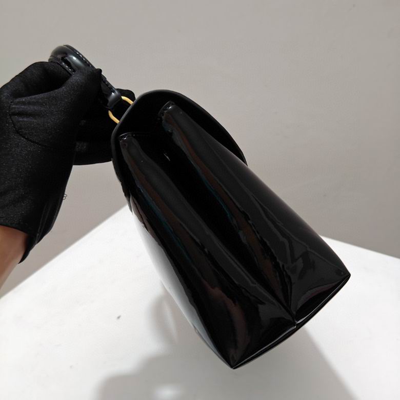 CLNE-Bags - Strap Story - 404