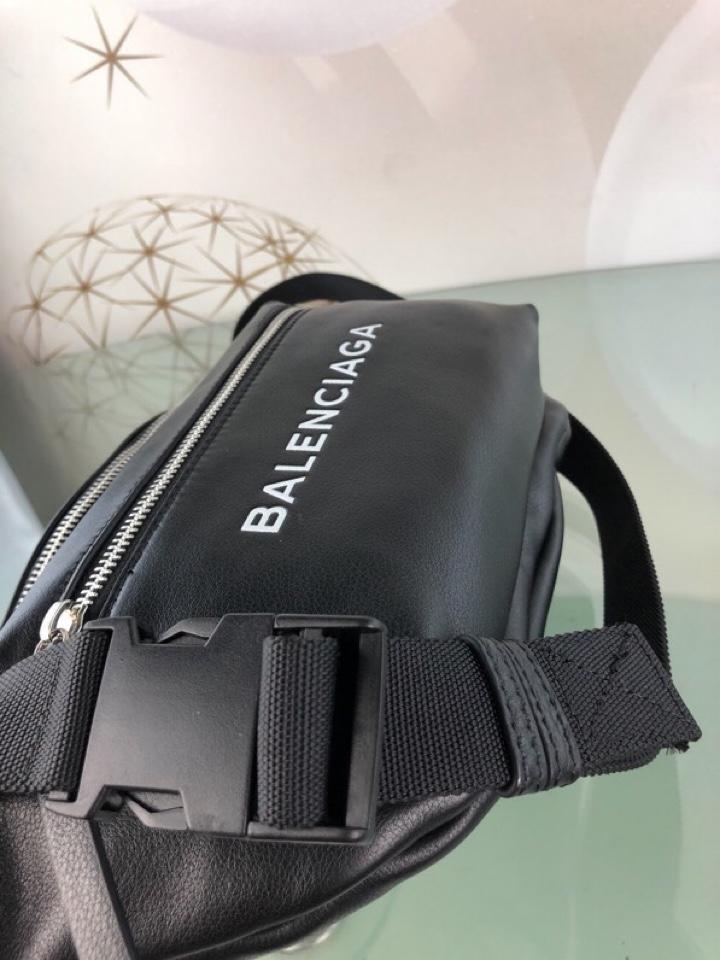 BLGA-Bags - Strap Story - 060