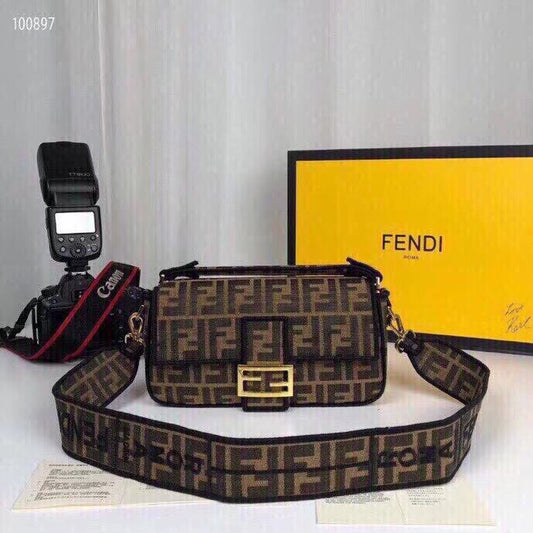 FDNI-Bags - Strap Story - 092