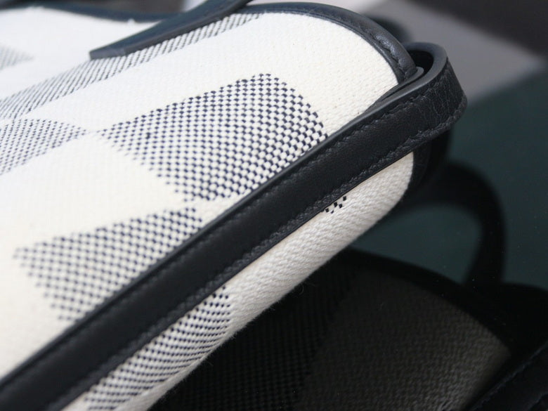 HMSM-Bags - Strap Story - 028