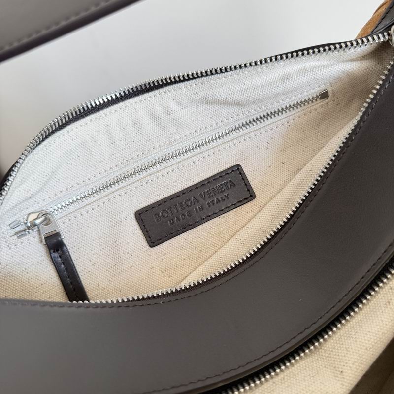 BTVA-Bags - Strap Story - 444