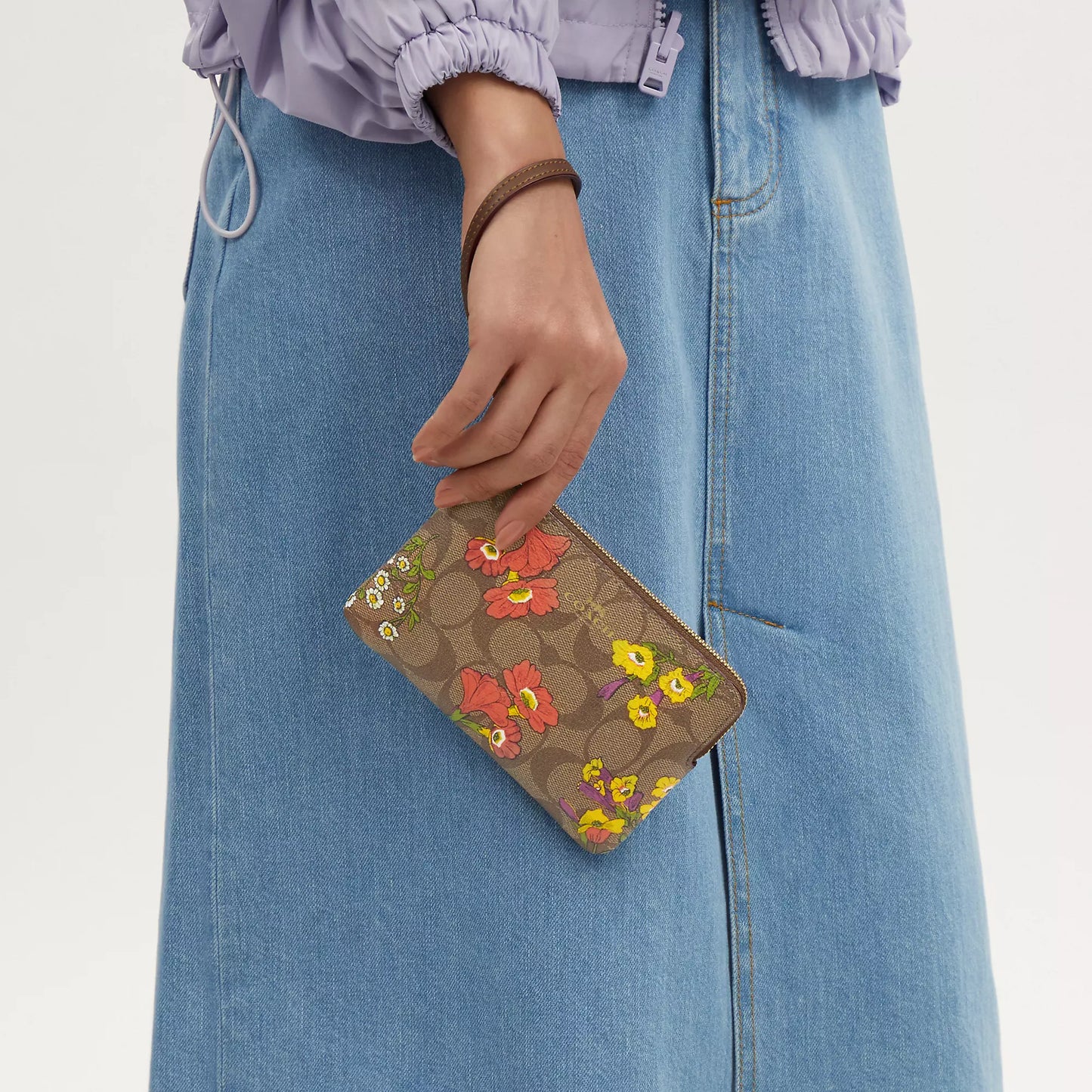 StrapStory - Wristlet 063