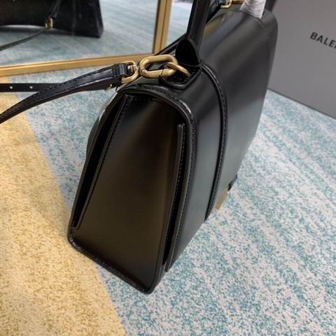BLGA-Bags - Strap Story - 131