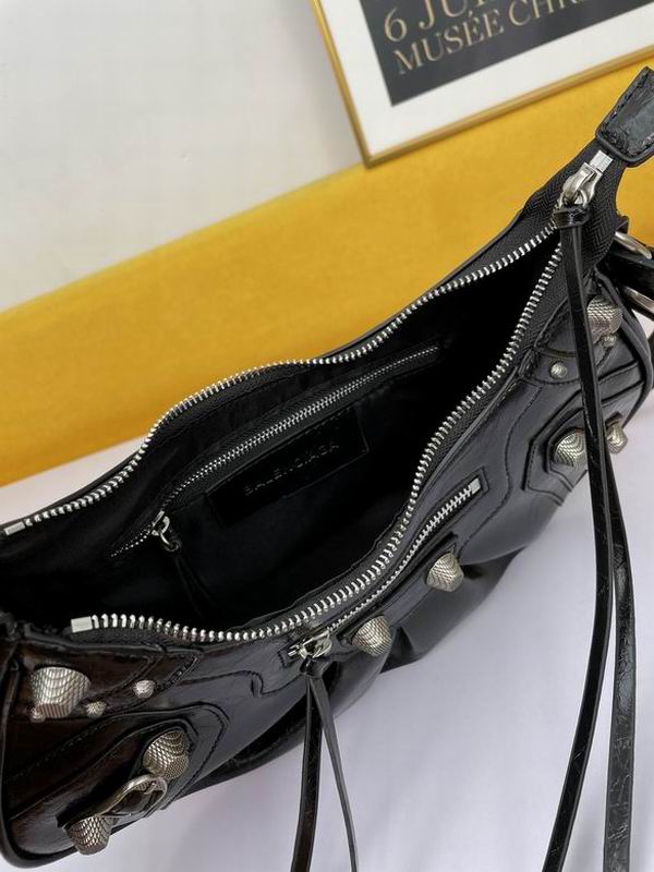 BLGA-Bags - Strap Story - 506