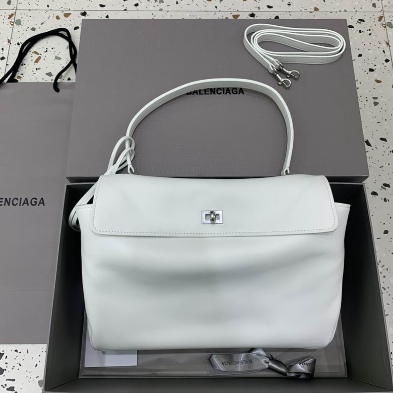 BLGA-Bags - Strap Story - 570