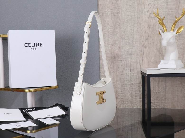 CLNE-Bags - Strap Story - 210