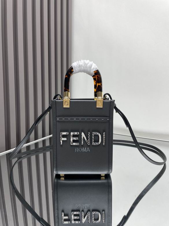 FDNI-Bags - Strap Story - 095