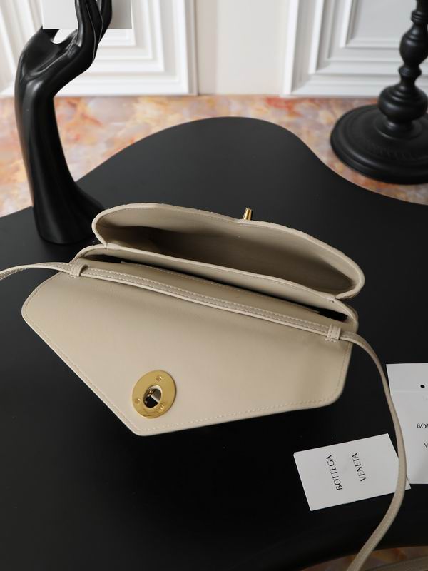 BTVA-Bags - Strap Story - 429