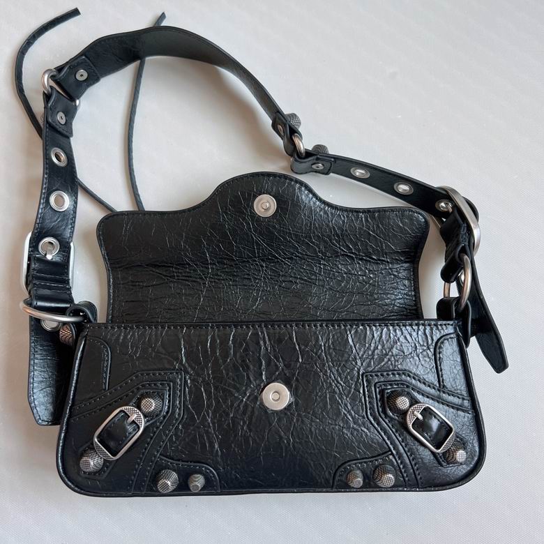 BLGA-Bags - Strap Story - 574