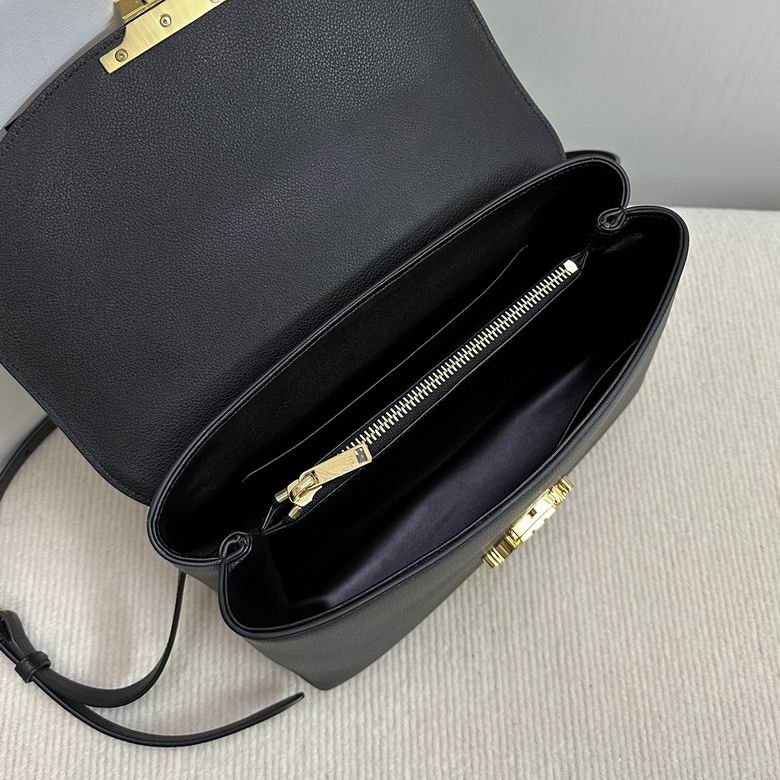 CLNE-Bags - Strap Story - 230