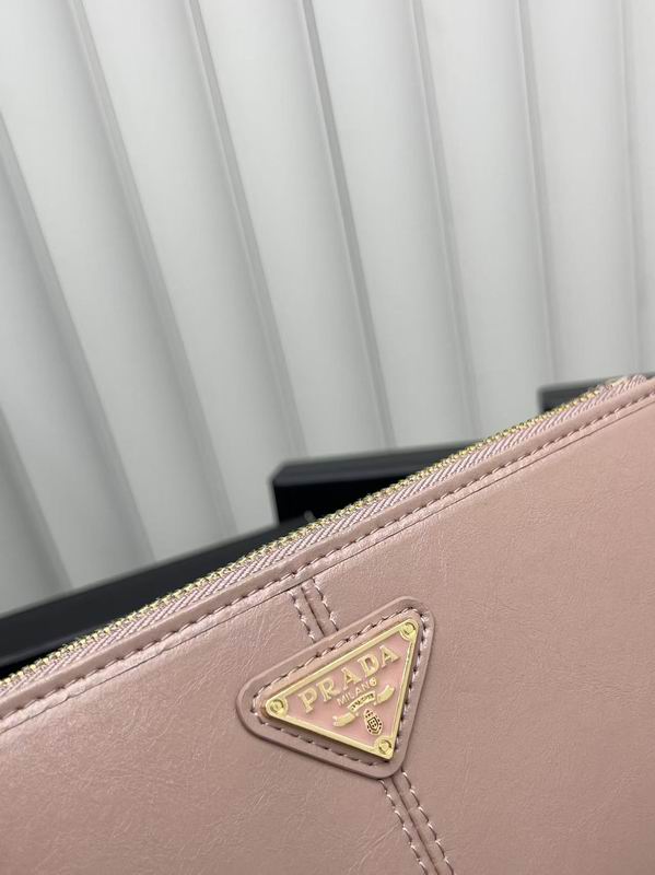 PRD-Bags - Strap Story - 1974