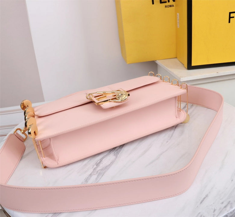 FDNI-Bags - Strap Story - 675