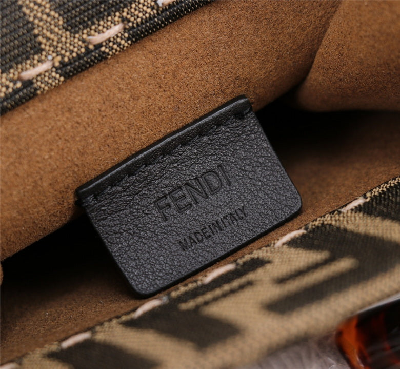 FDNI-Bags - Strap Story - 650