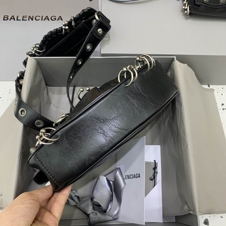 BLGA-Bags - Strap Story - 553