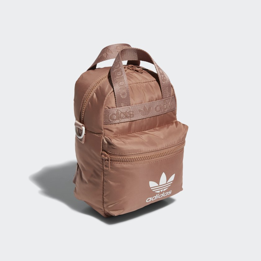 StrapStory - Backpack 013