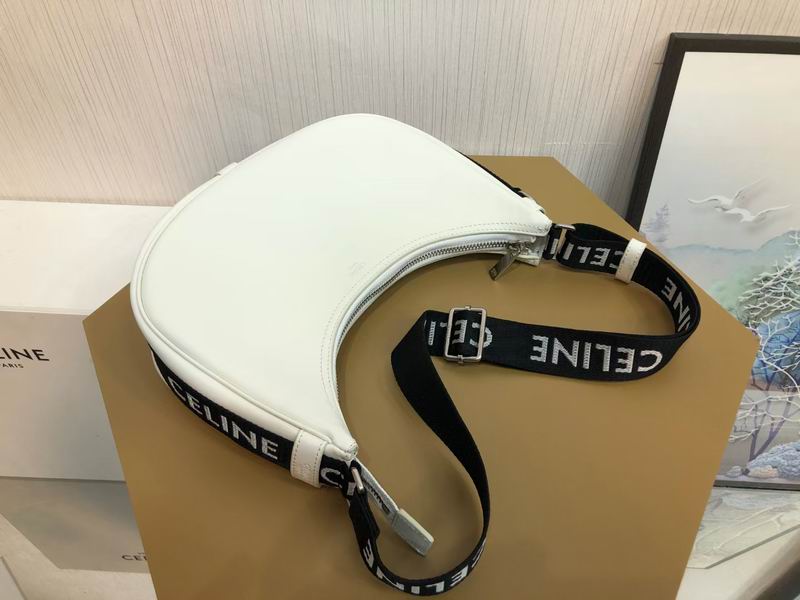 CLNE-Bags - Strap Story - 625