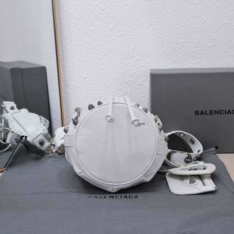 BLGA-Bags - Strap Story - 680