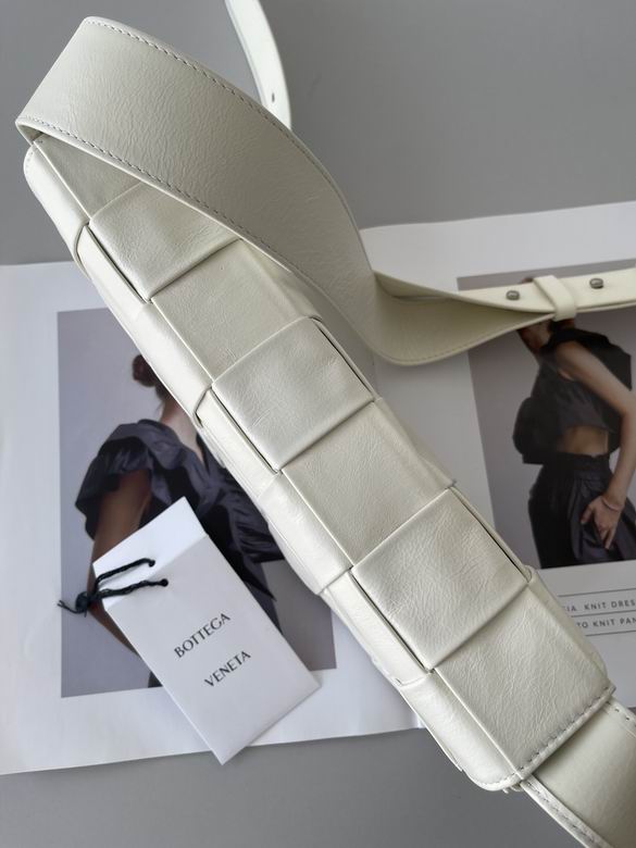 BTVA-Bags - Strap Story - 180
