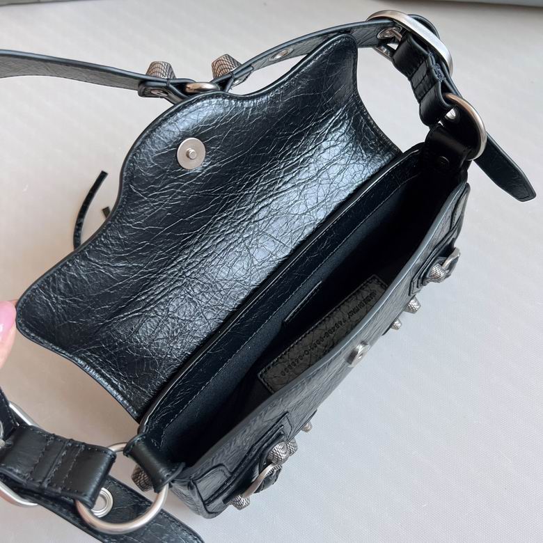 BLGA-Bags - Strap Story - 574