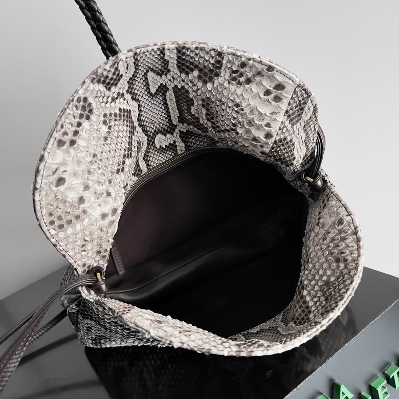 BTVA-Bags - Strap Story - 282