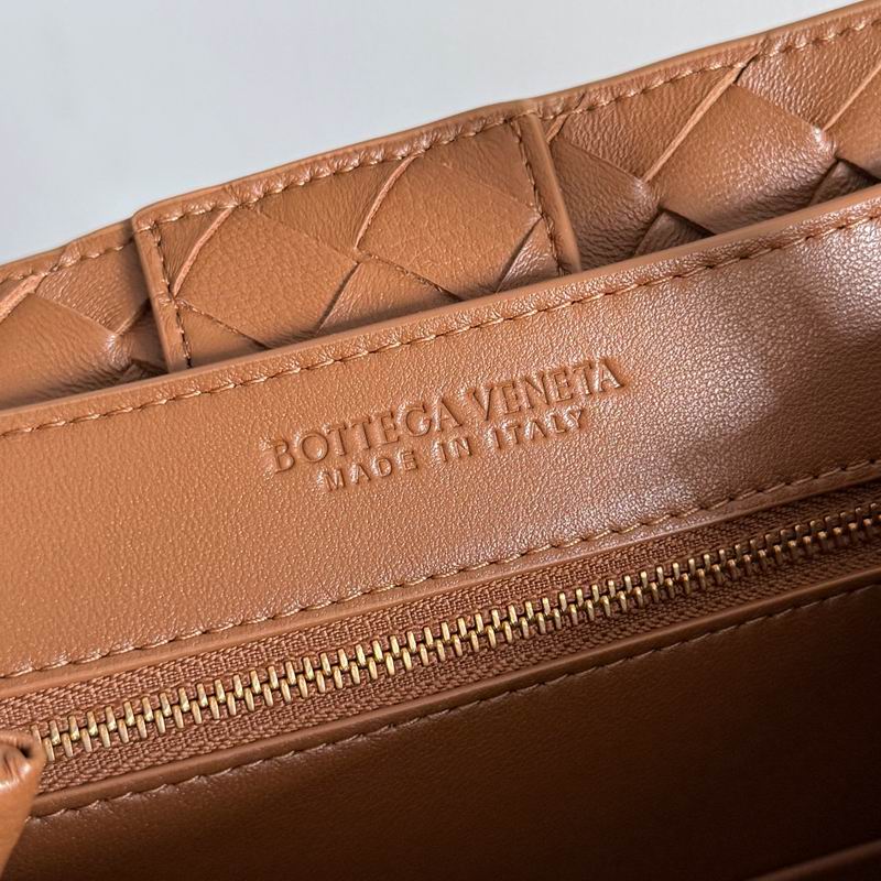 BTVA-Bags - Strap Story - 483