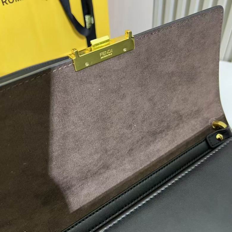 FDNI-Bags - Strap Story - 087