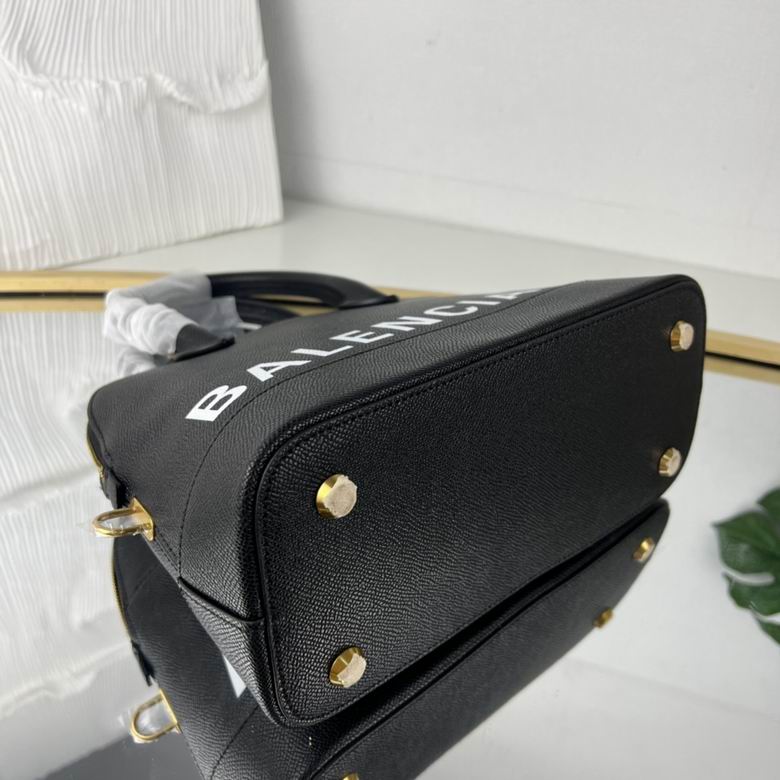 BLGA-Bags - Strap Story - 200