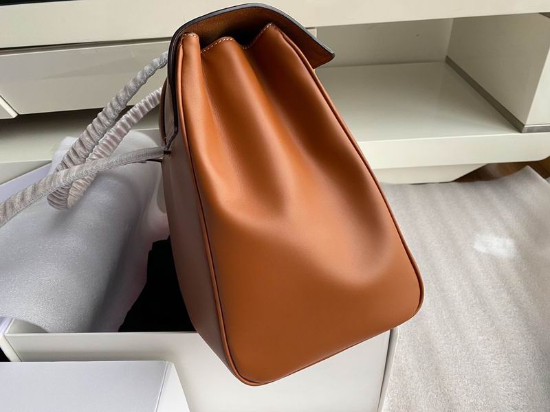 CLNE-Bags - Strap Story - 606