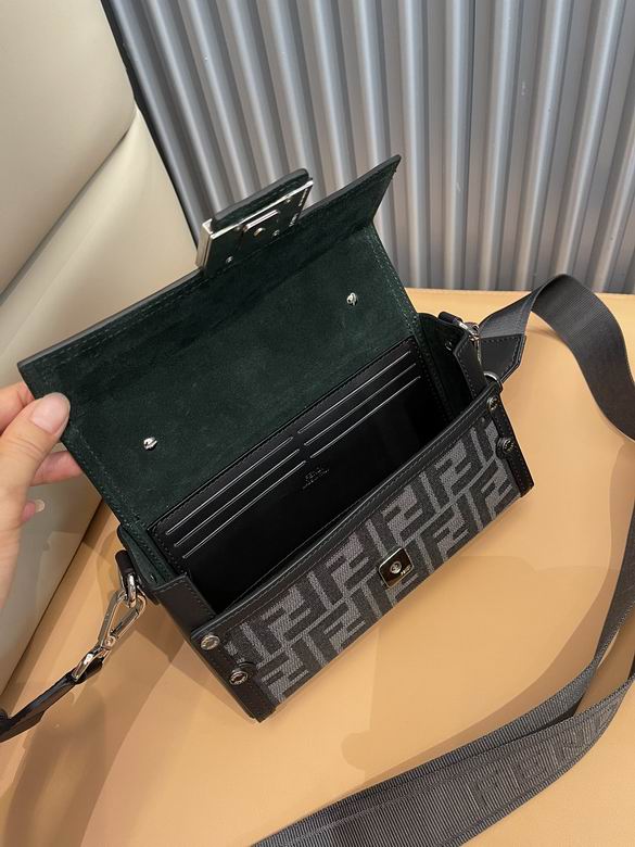 FDNI-Bags - Strap Story - 061