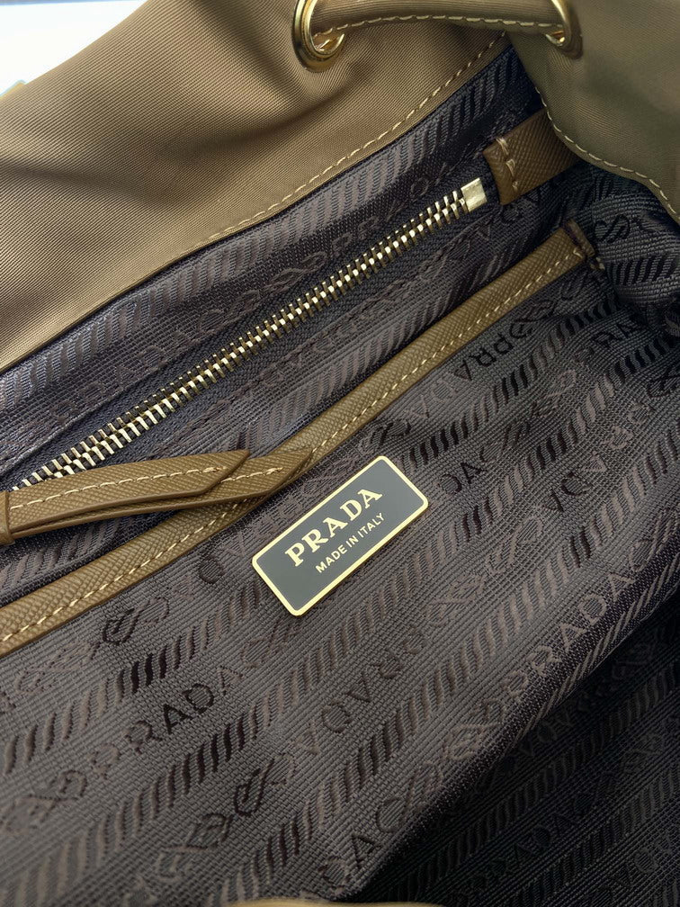 PRD-Bags - Strap Story - 1937