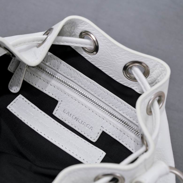 BLGA-Bags - Strap Story - 680