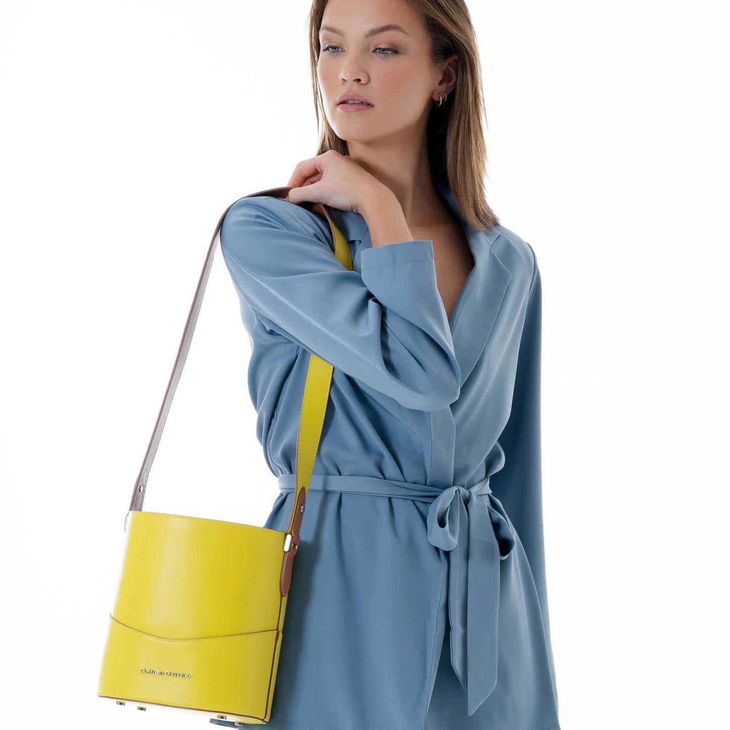 StrapStory - Bucket Bag 215