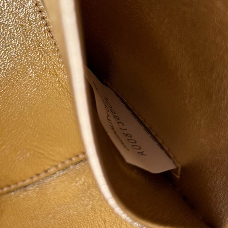 BTVA-Bags - Strap Story - 373