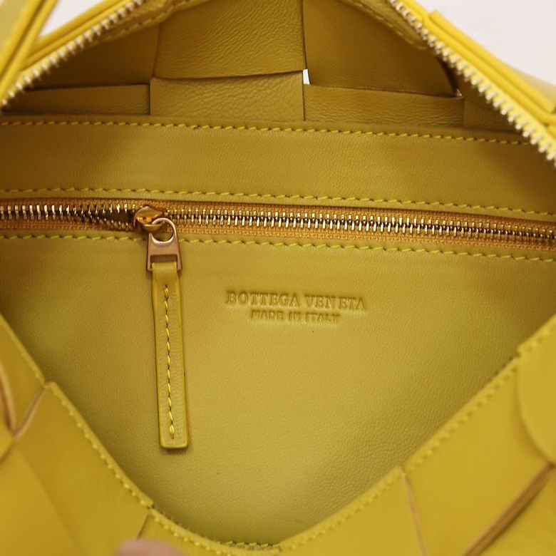BTVA-Bags - Strap Story - 204