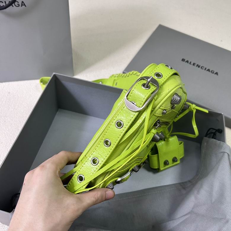BLGA-Bags - Strap Story - 350