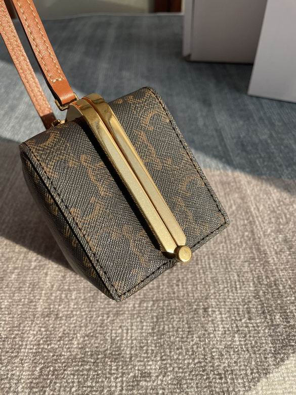 CLNE-Bags - Strap Story - 273