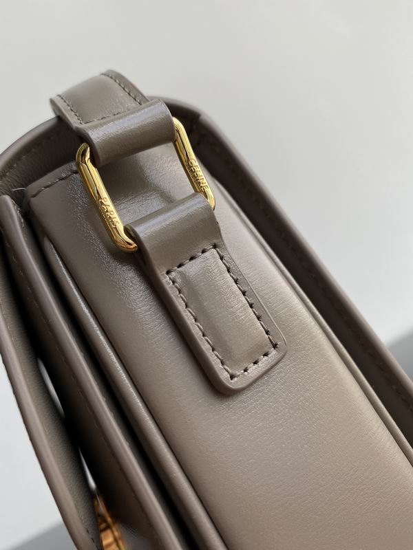 CLNE-Bags - Strap Story - 570