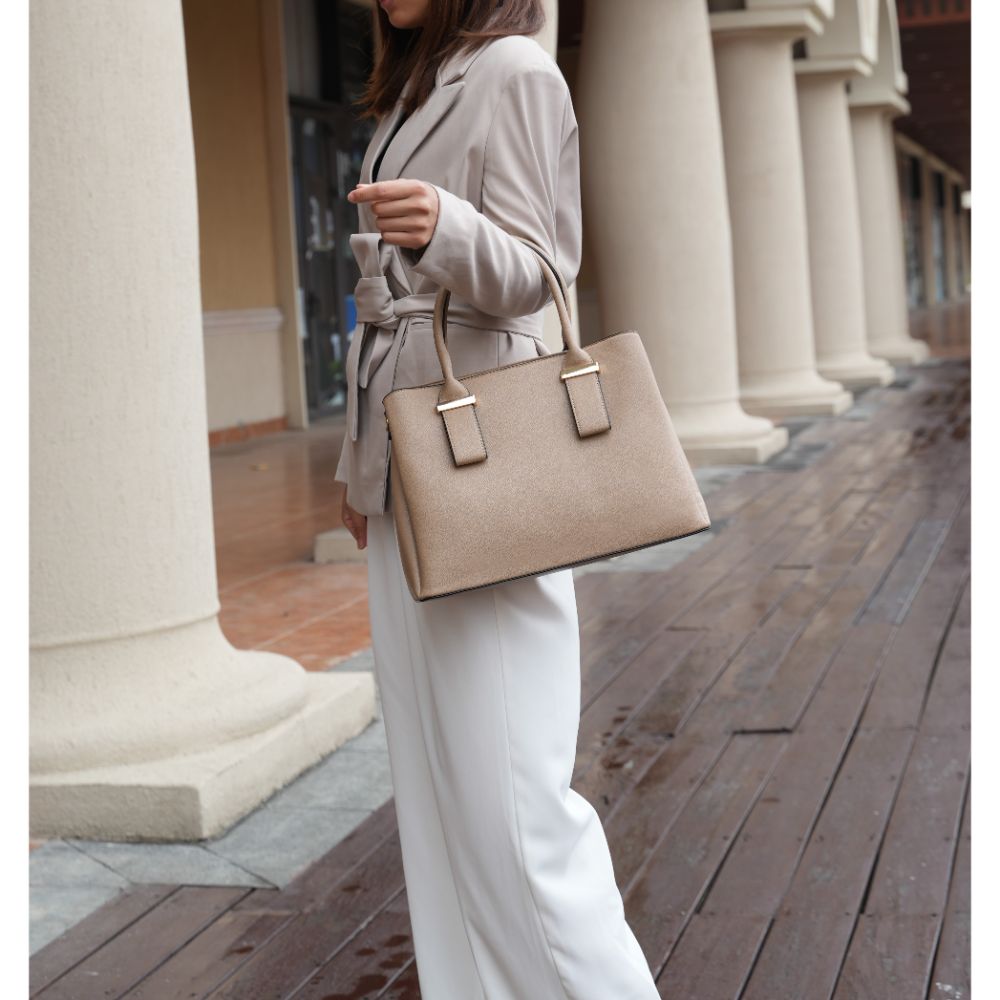 StrapStory - Tote Bag 519